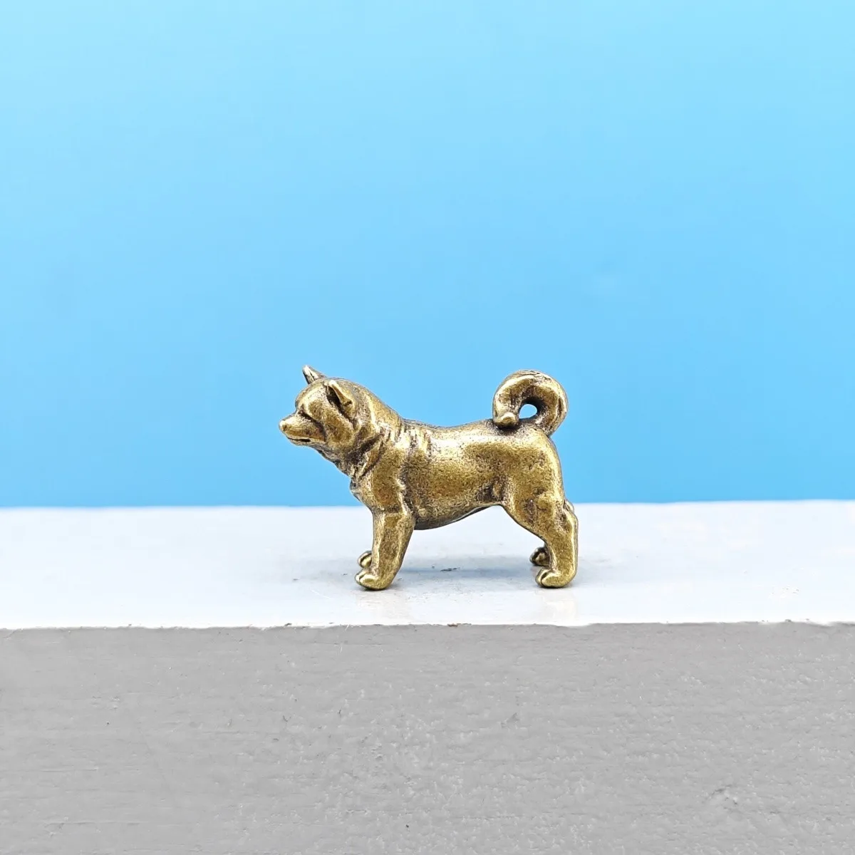 Brass Shiba Inu Dog Miniature Figurine Realistic Animal Model Diorama Micro Landscape Bonsai Decoration Collectible Craft