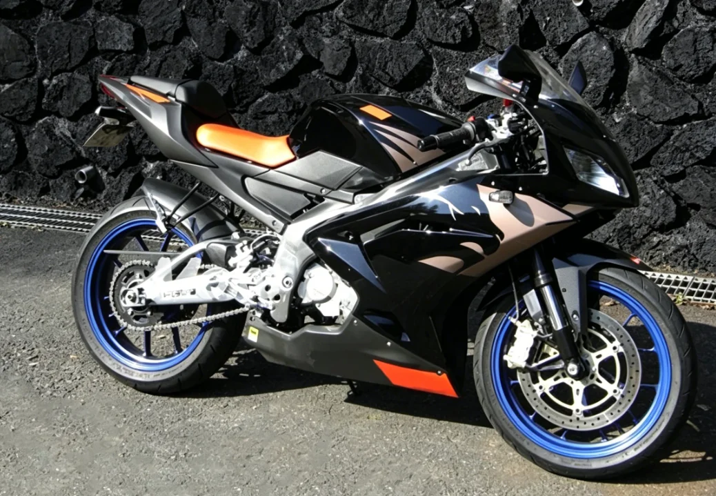 NUOVI Kit Carene in ABS Compatibili con Aprilia RS4 50 125 RS125 2006 2007 2008 2009 2010 2011 Set Carrozzeria Personalizzato Nero Rosso