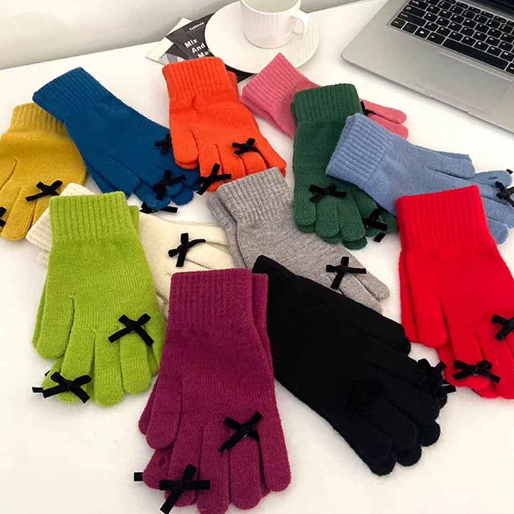 1 par de guantes mullidos con pantalla táctil para mujer, manoplas de punto antifrío para invierno, decoración con lazo negro, manoplas bonitas de