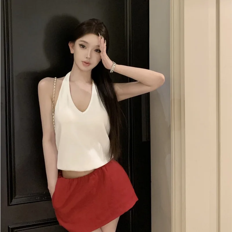 

Summer 2026 Red Linen A-Line Skirt Set Comfortable Strapless Top Versatile Outfit for Women Short Sleeveless Casual Wear