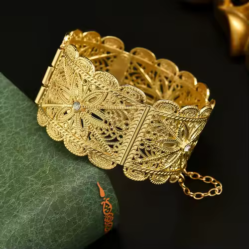 An Algerian Bride's Bracelet Jewelry With Napoleon Graphic Coin Design Finely Carved, A Wrist Accessory For Wedding Dress - Image 11