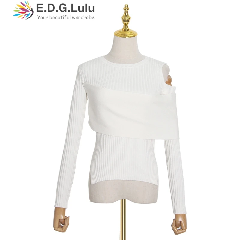EDGLuLu المرأة س الرقبة واحدة الكتف جوفاء طويلة الأكمام تريكو سليم صالح غير النظامية المرقعة الأبيض بلوفر مغزول 1024