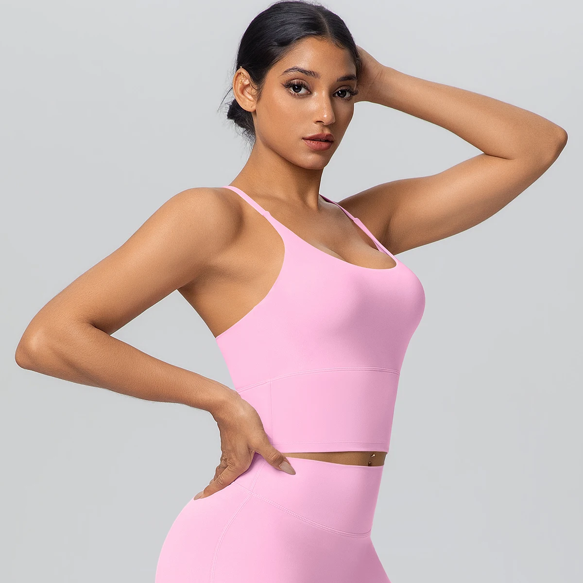 1 Stück Einfarbiger Weicher Rückenfreier Fitness-Yoga-BH für Damen, Hochfester Stoßdämpfender Sport-Top mit Push-Up-Effekt und Brustpolster – Detail 40
