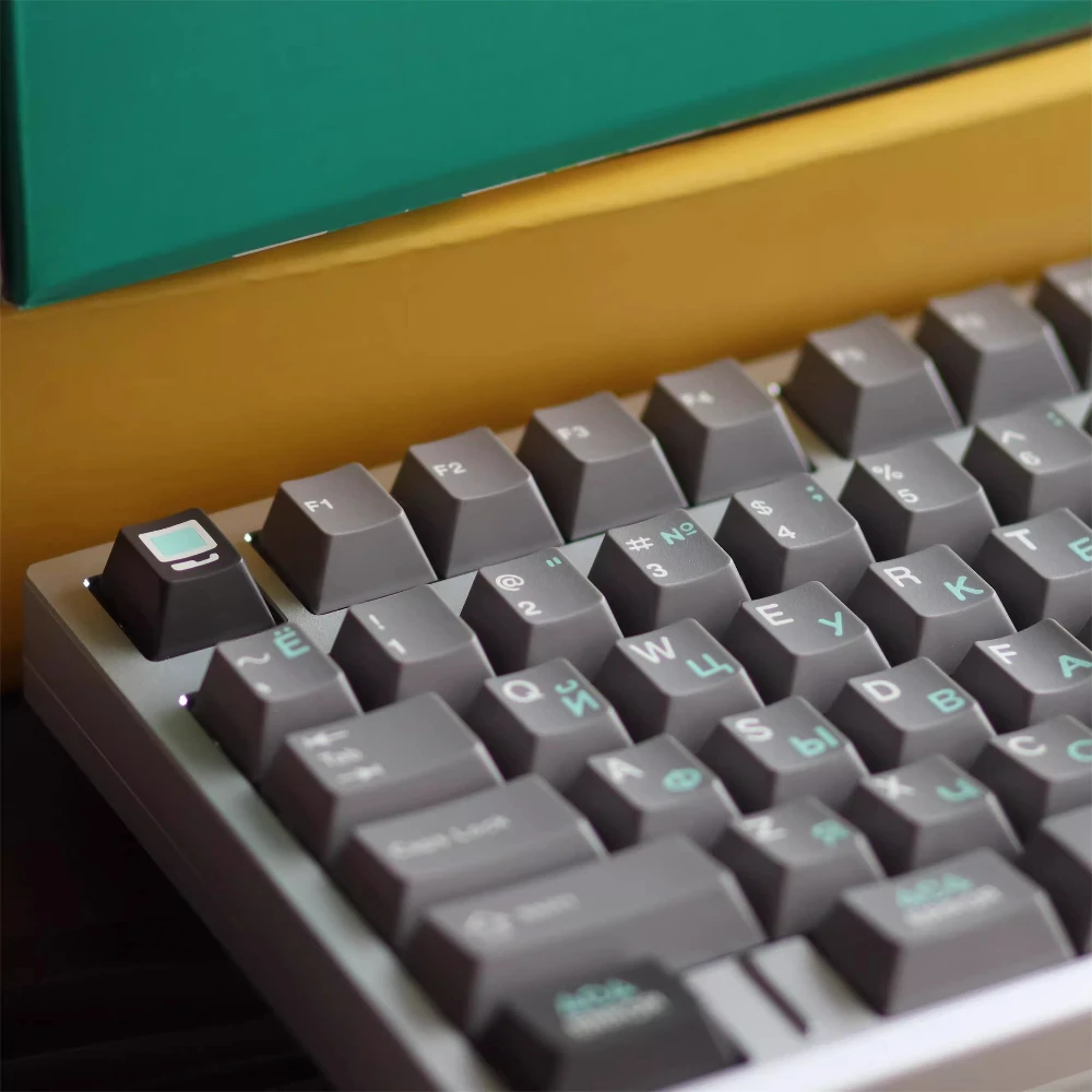 set-di-copritasti-a-tre-colori-testo-intaglio-personalizzato-copritasti-artigianali-pbt-copritasti-personalizzati-russi-accessori-per-giochi-con-tastiera-meccanica