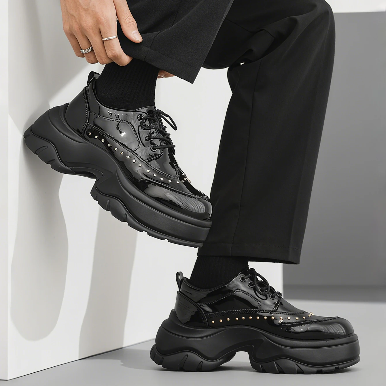 مصمم برشام الرجال الأسود فاسق الأحذية روك المرحلة نمط الدانتيل يصل نعل سميك 4.5 سنتيمتر مصعد أحذية الرجال جلد لامع حذاء كاجوال #4