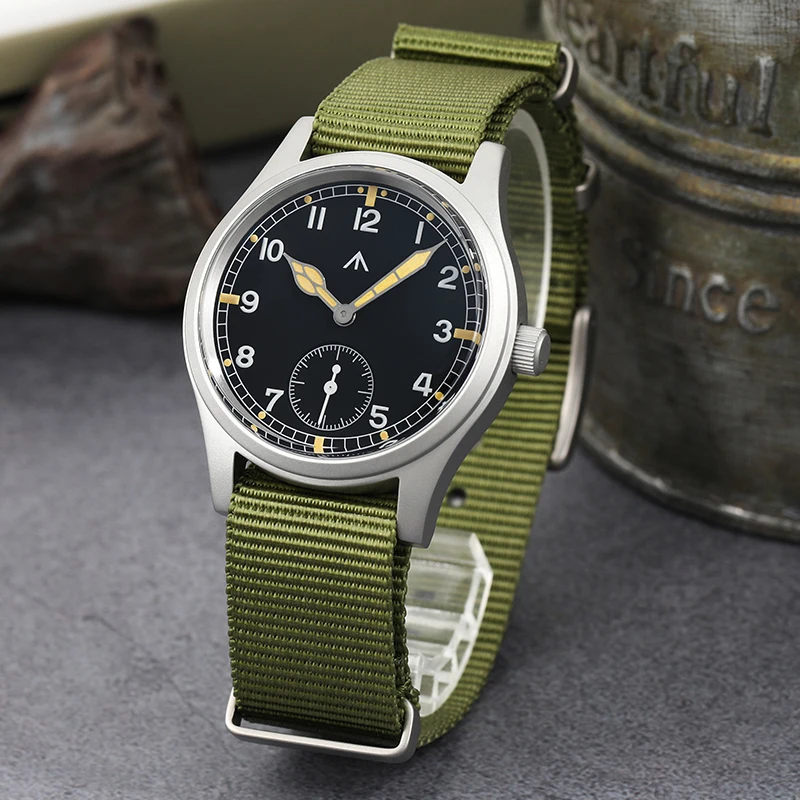 Militado D12 Retro Quartz Watch Men VD78 Movement Domed Sapphire Crystal Wristwatch 100m Waterproof Luminous 36mm Watches