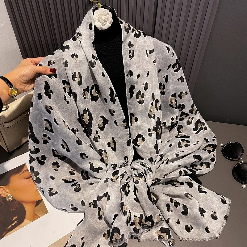 

2025 Women Sexy Leopard Dot Fringe Viscose Shawls Scarf Lady High Quality Thin Wrap Beach Stole Bufandas Muslim Hijab 180*90Cm