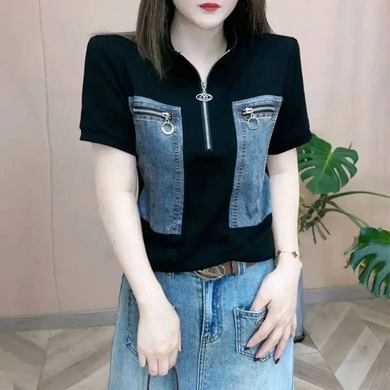 تي شيرت صيفي بنمط جديد من القطن الخالص بياقة من قماش الدنيم وسحاب كاجوال بأكمام قصيرة عصري وأنيق