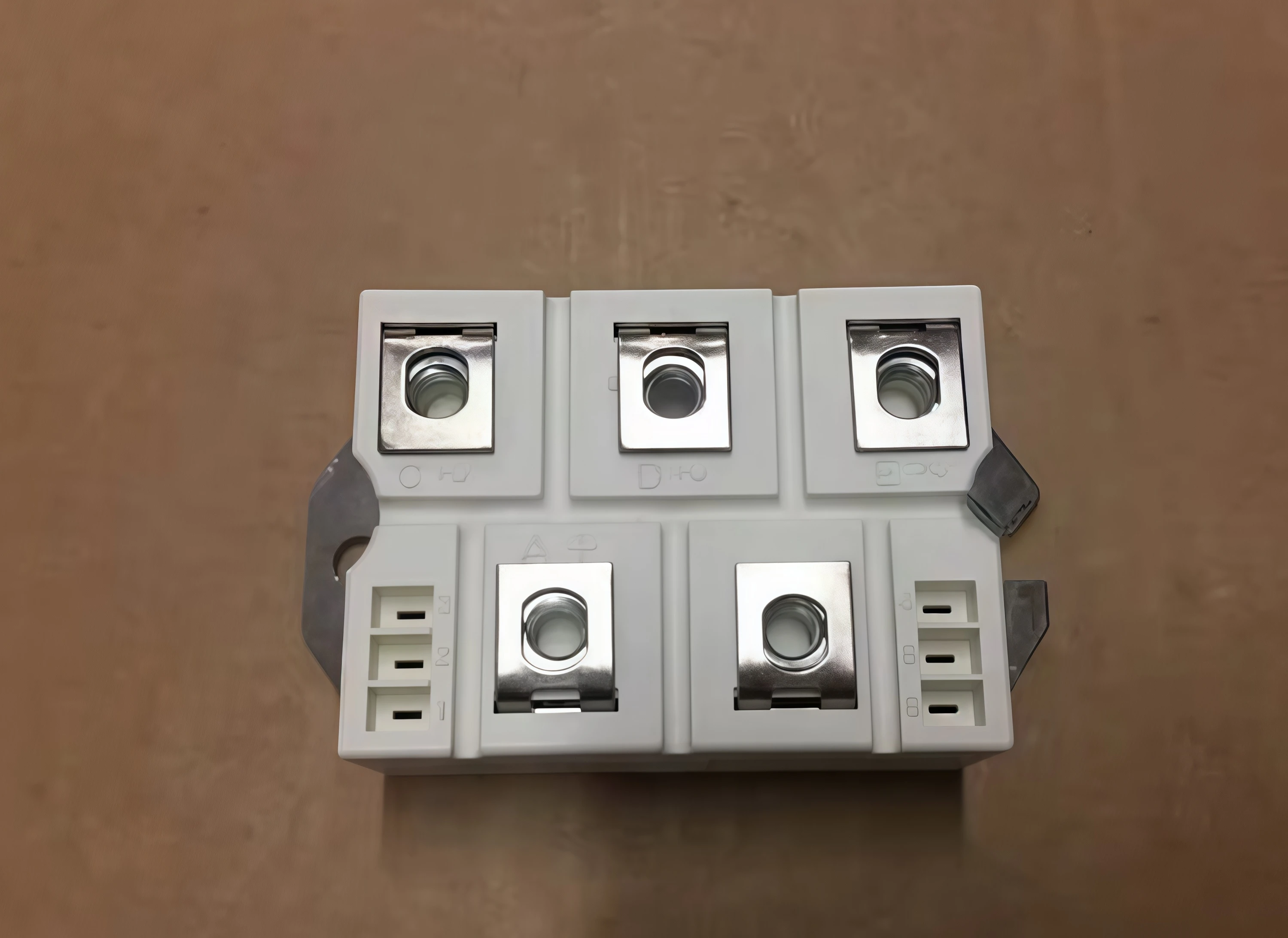 MDS250A1600V MDS250-16 MDS200A1600V Brand new genuine three-phase rectifier bridge module