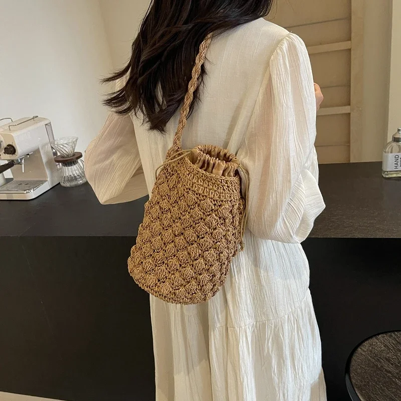 Summer Women Shoulder Bag Retro Drawstring Bucket Bag Totes Bohemian Axillary Package Satchel Fashion Straw Weaving Bag Handbags