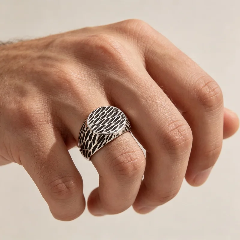 Kalen Punk Edelstahl-Siegelring für Herren, Retro-Hammermuster, Finger-Anillos, Damen-Schmuck, Geschenke – Detail 3