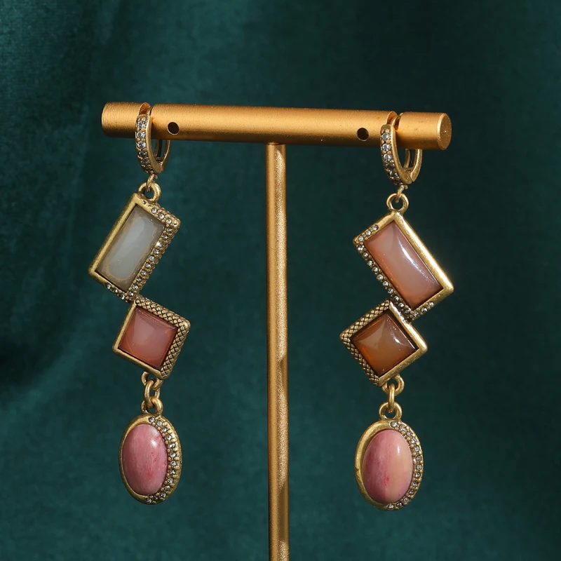 

Vintage Square Oval Geometry Pink Opal Natural Stone Drop Korean Earrings for Women Antique Jewelry Gold Color Gift Luxury New