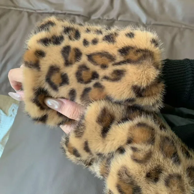 

Высококачественные леопардовые перчатки из искусственного кроличьего меха, женские перчатки с полупальцами, зимние теплые меховые перчатки без пальцев, меховые варежки ручной работы