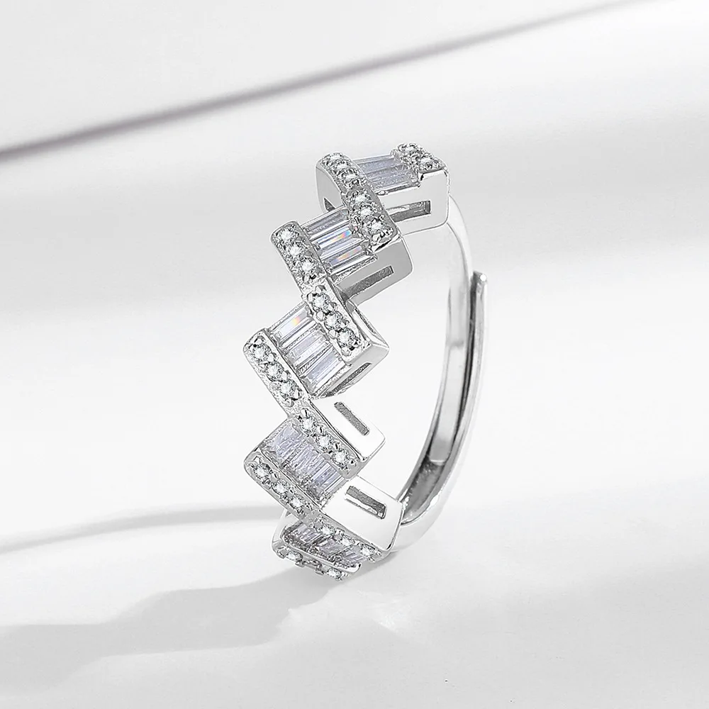 

Simple and Cold Style 925 Sterling Silver Geometric Rhombus Zircon Light Luxury High-end Sense Unique Women's Ring