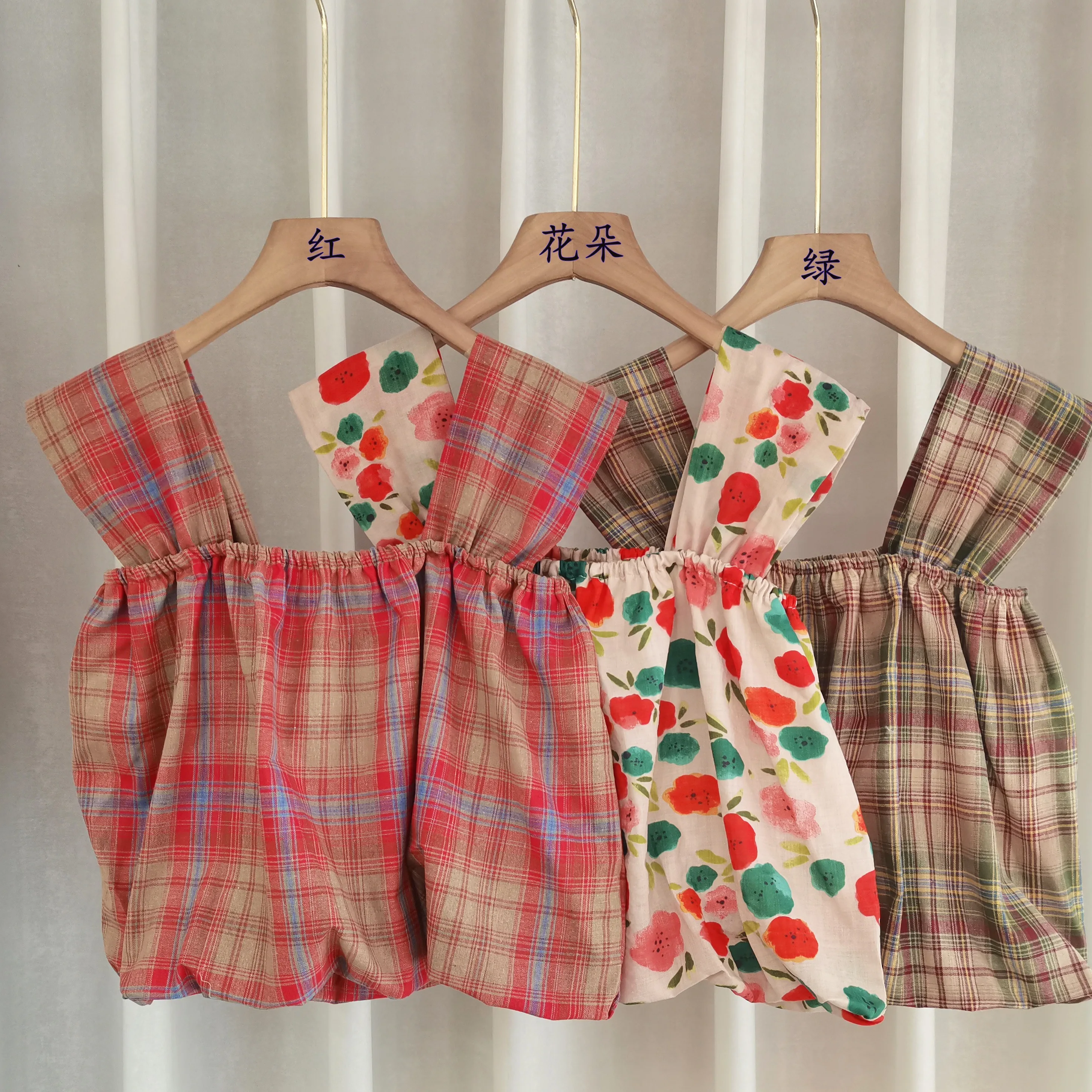 Nice Summer Lively Cute Printing Sleeveless Tank Top New Women Clothes Sweet Elasticity Multicolor Top Tee Female All-match Tee