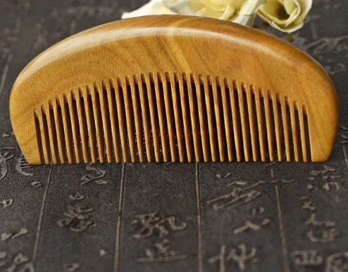 

Portable Green Sandalwood Half Moon Comb Massage Smooth Hair Small Comb Green Sandalwood Comb