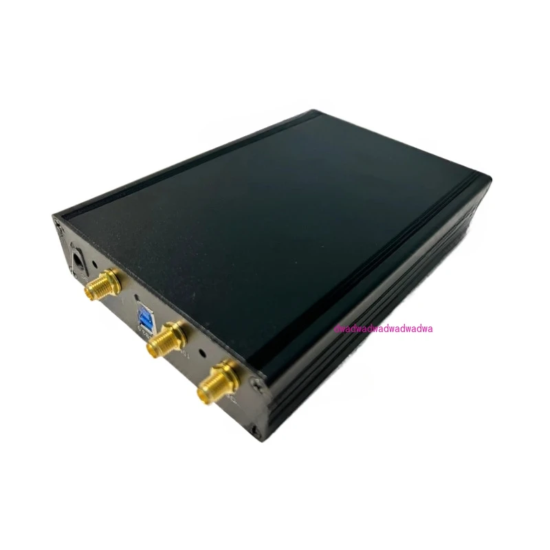 

Compatible Board 70M-6G SDR Outperforms Bladerf, Equipped With USB3.0 ,With Shell