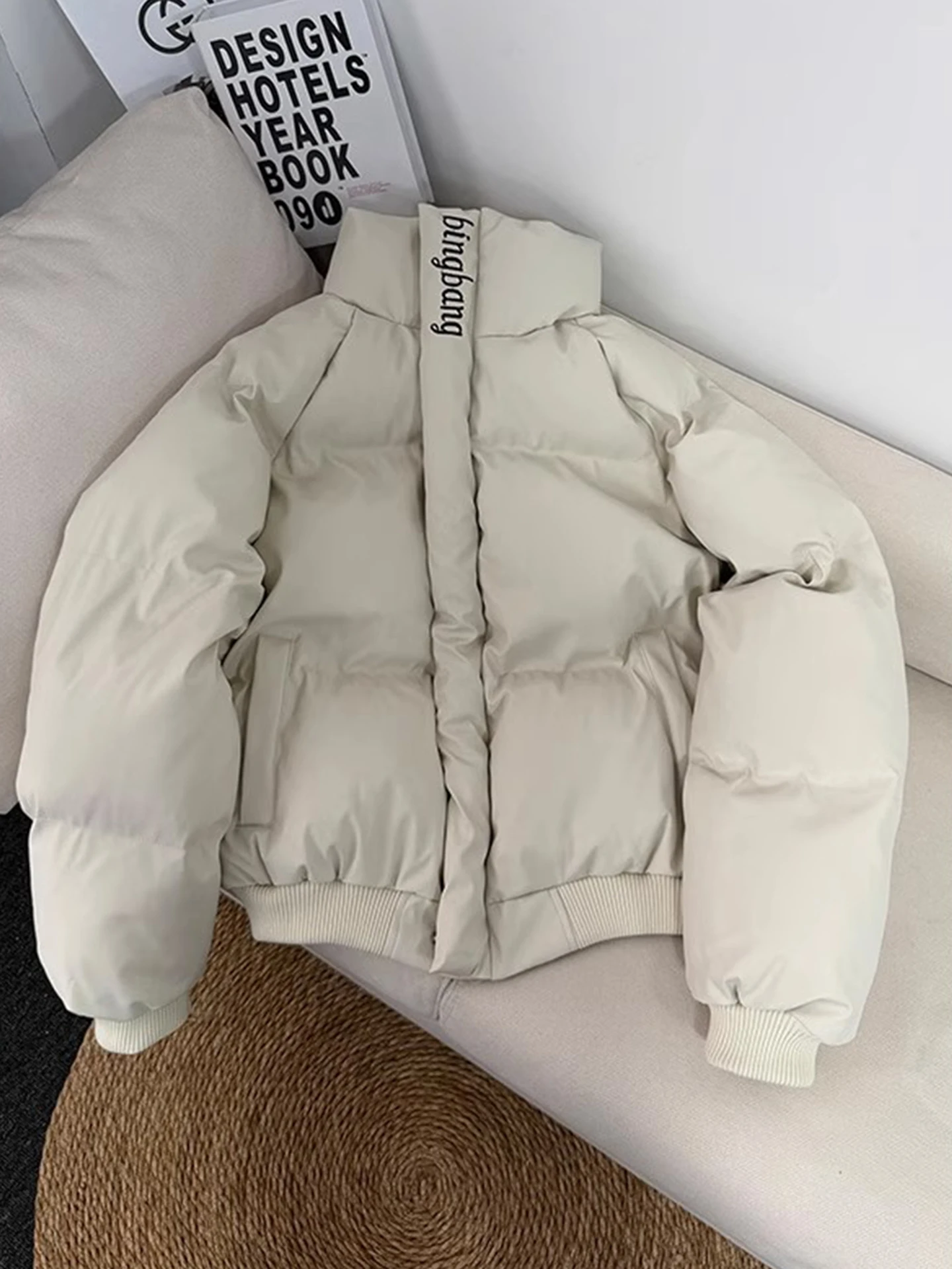 

Мужская зимняя куртка American Sle из искусственной кожи с вышивкой, воротником-стойкой и утеплением из хлопка, для температур ниже -40 градусов (Северо-Восток)