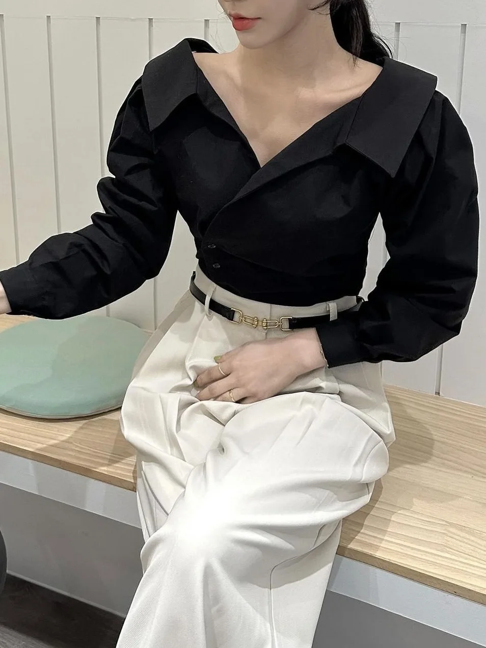 Ele Loose Long Sve Ne irt oulder Bared Pure Color Casual Sle Top alla moda da donna Faionable All-Match irt