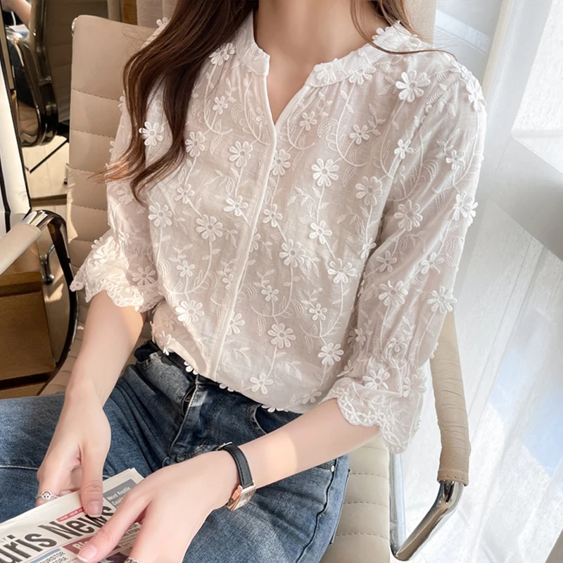 New Summer Short Sleeve Lace Blouses Women Tops Embroidery Floral Cotton White Shirt 2024 Fashion Casual Women\'s Clothing 9638