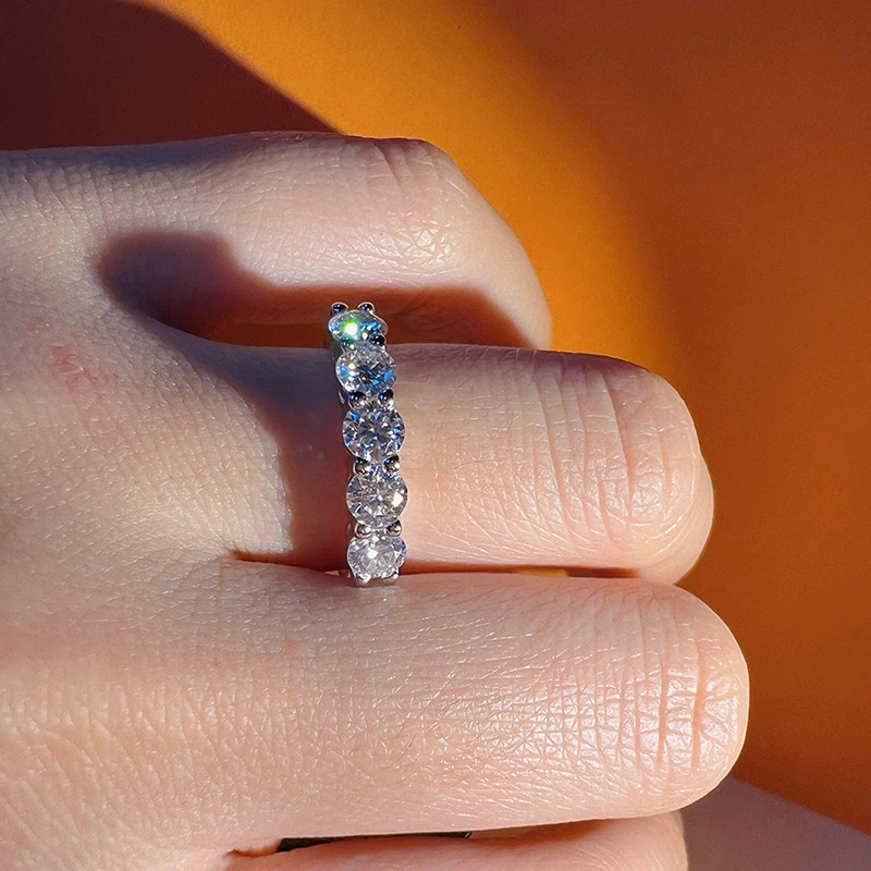 JoyceJelly 4 مللي متر D اللون VVS مويسانيتي الدائري للنساء مجموع 1.5CT S925 فضة مجوهرات تمرير الماس تستر العصابات الزفاف #5