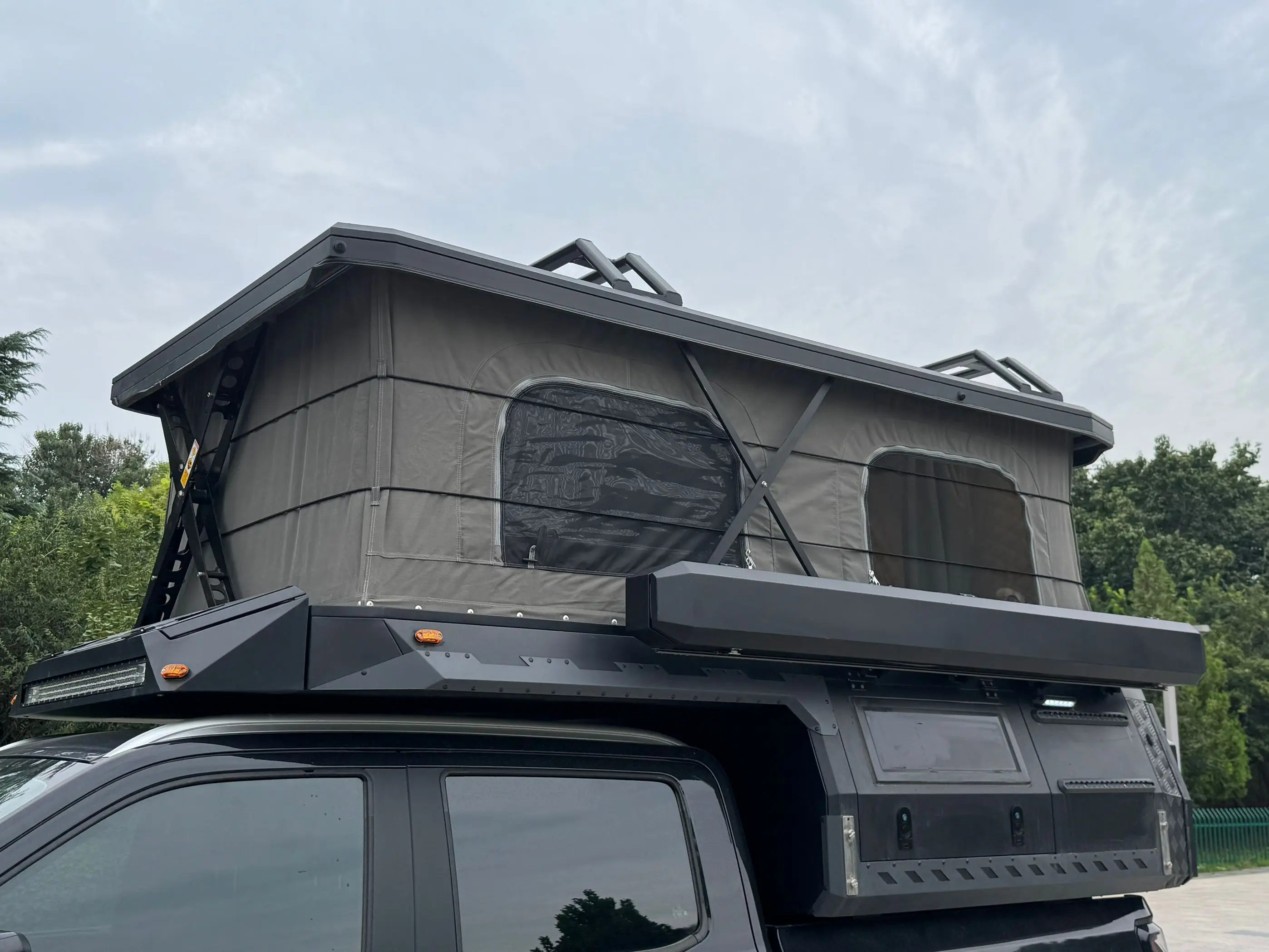 High Quality Lightweight Mini Truck Camper RV Off-Road Pop-Up Caravan with Waterproof Bathroom Expandable Movable for Travel