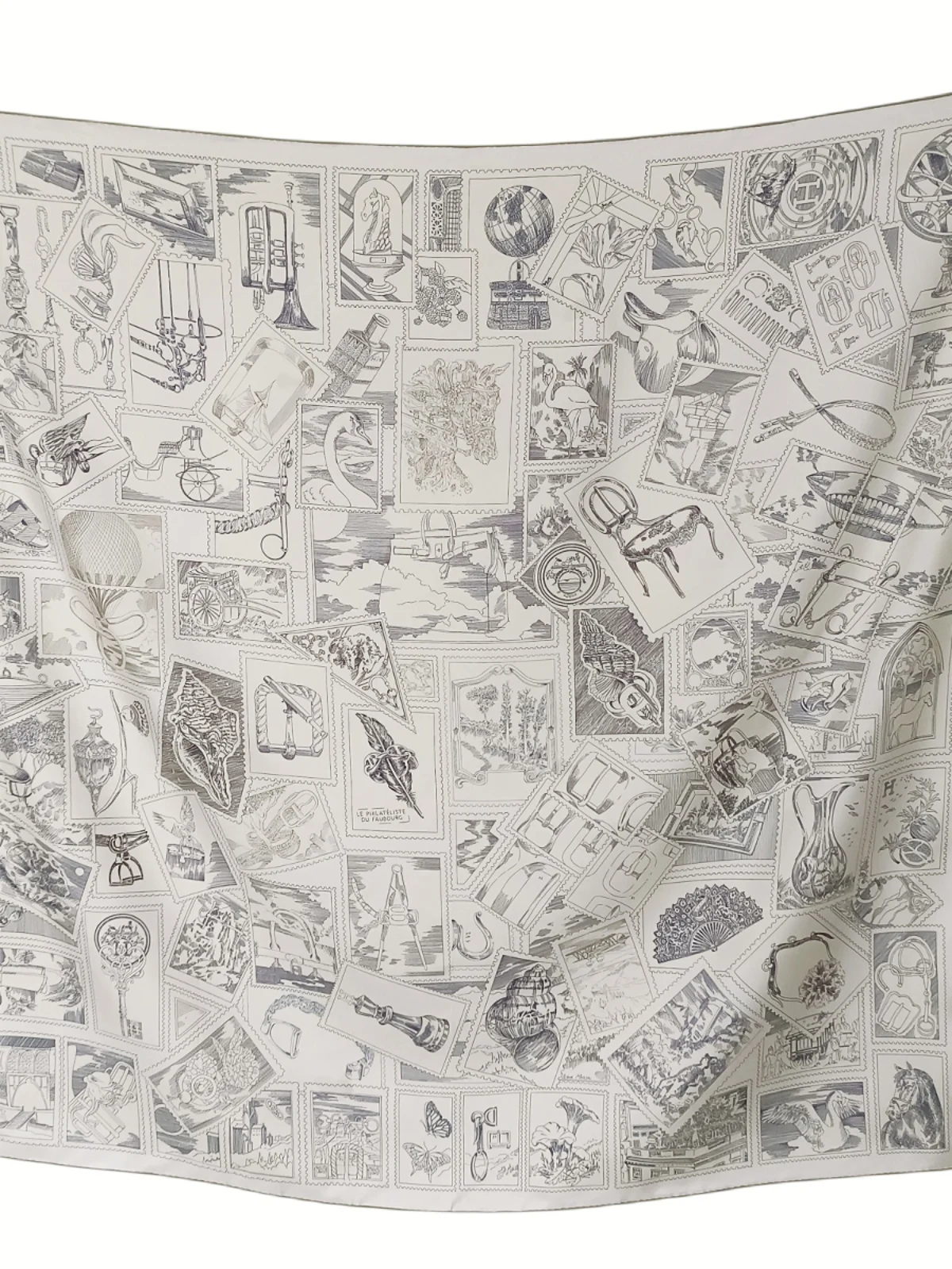

Silk Scarf Women's Double-Sided Print Heavyweight 90x90 Silk Square Scarf Versatile Faion Accory for All Seasons