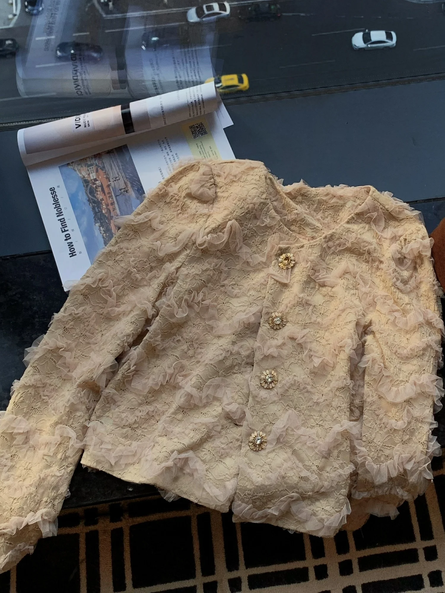 

New Dadada Heavy Embroidery Lace Shirt Women's Sun Protection Top Summer Casual Style Slim Fit Long Sleeve round Neck Short L...