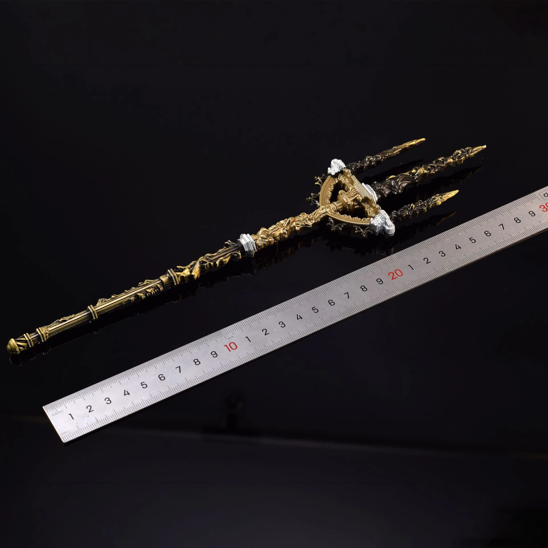 Arma de hoja de escala de dragón de 26cm, juego ER, periférico, caballero banido, espada de Metal, modelo de arma Katana, accesorios sin bordes, juguetes, regalos