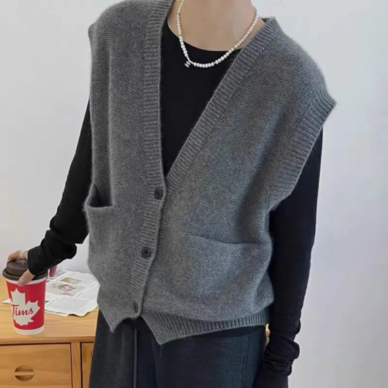 2024 Autumn and winter Cashmere Vest Women Cashmere Vest sweater knitted soft warm Women