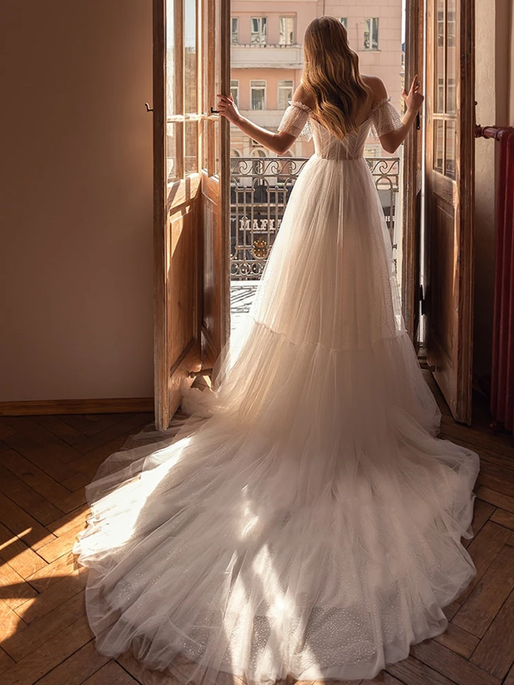 Uma linha princesa vestido de casamento para mulher feito sob encomenda com longo trem sheer pescoço fora do ombro querida vestidos de noiva