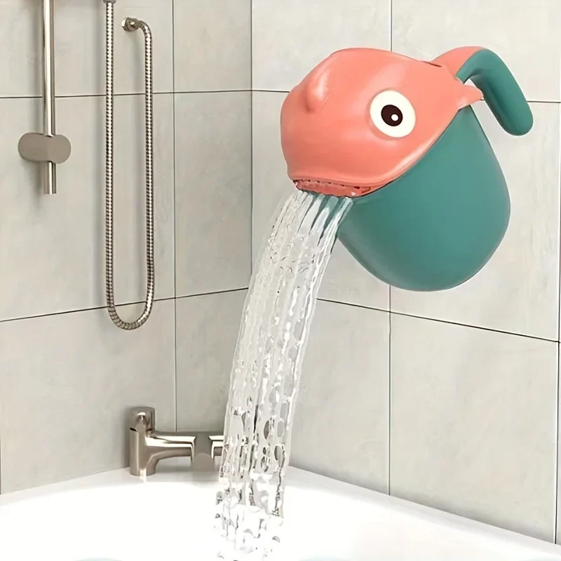 

Детская чашка для шампуня, милая мультяшная детская чашка для шампуня с изображением акулы, ложка для шампуня для душа для новорожденных, 6,3 дюйма/16 см