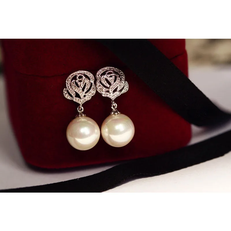 Rose pearl earrings