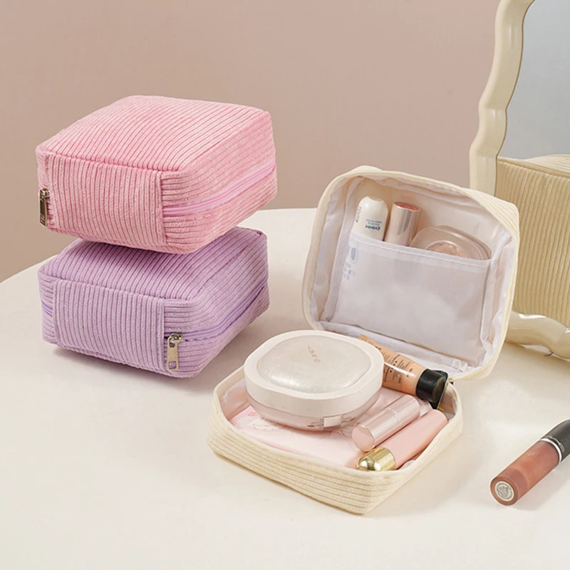1/2 Stück kleine Aufbewahrungstasche für Damenbinden, Kosmetik, tragbare Damenbinden-Aufbewahrungstasche, Make-up-Tasche, Reise-Organizer, 13 x 13 x 4 cm