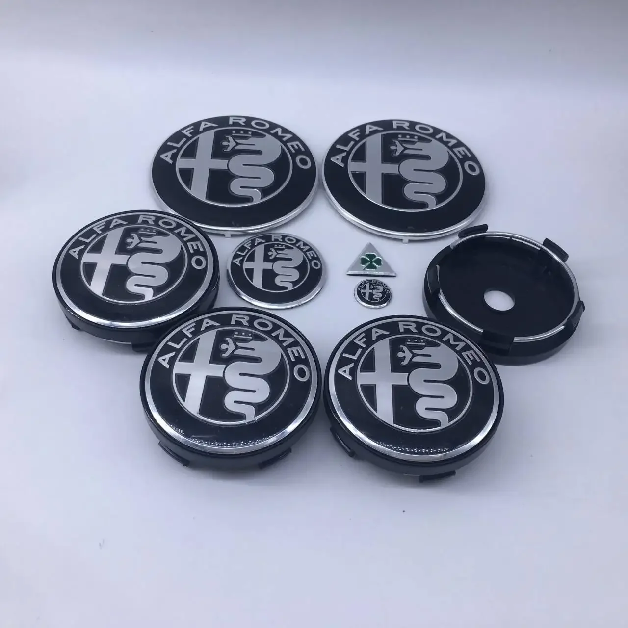 9 قطعة/مجموعة ل ألفا روميو 40 مللي متر 15 مللي متر T60 060 60 مللي متر قبعات سوداء 74 مللي متر عجلة القيادة شارة غطاء السيارة الجبهة شعار جوليا ستيلفيو ميتو #1
