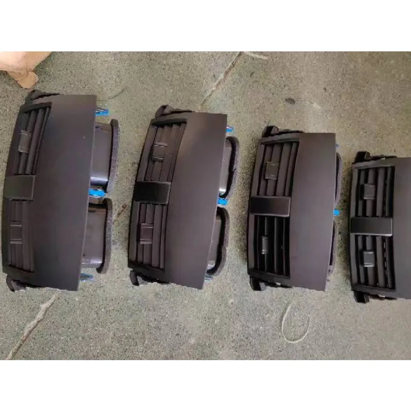 Adapted to 09-12 RAV4 Rongfang instrument panel middle air conditioning outlet assembly
