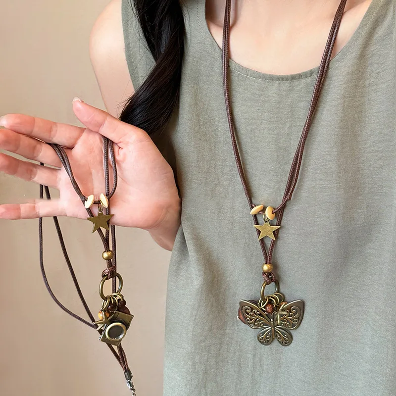 Antike Schmetterling Lange Kragen Ketten Halskette für Frauen Vintage Einfache Metall Suspension Anhänger Handgemachten Schmuck Retro Zubehör