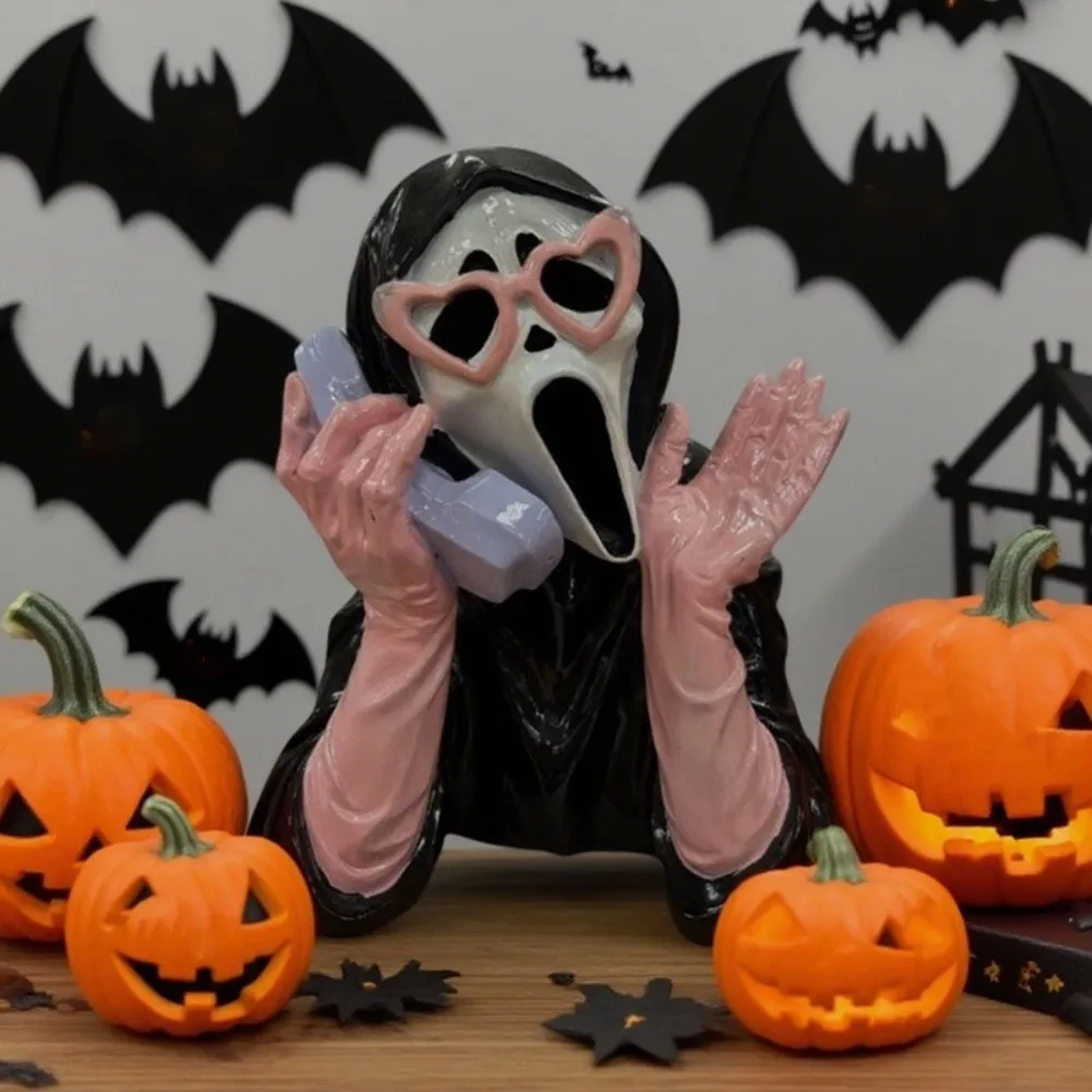 

Pink Halloween Ghost Figurine Resin Spooky Screaming Face Ghost Statue Luminous Hand-Painted Glowing Ghost Ornament