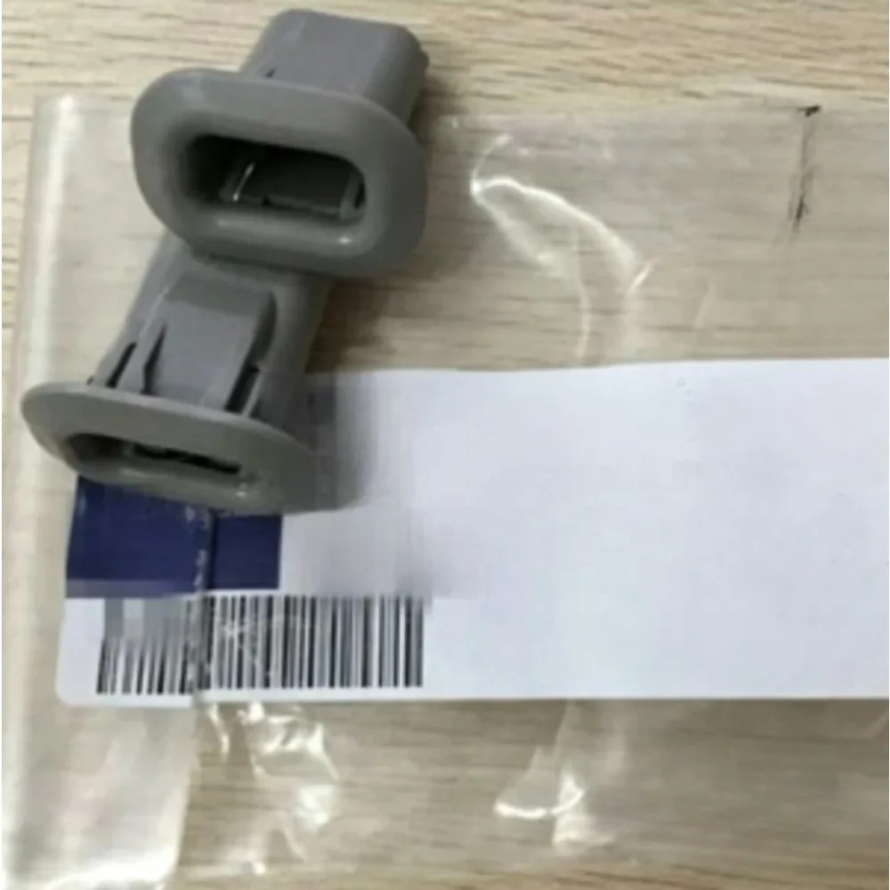 For Mercedes Benz C200 C260 E260 GLK300 CLS300 Car Rear Seat Pad Fastener Buckle Back Row Cushion Retainer Clip Brand New