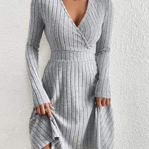 Neu für Herbst/Winter 2024 weibliches mageres Mesh sexy Bodycon -Kleid mit Ausschnitt in V Kleid aus langem Ärmeln solide lässige Midi Pullover Kleid 6 Hauptverkaufskleid Lange Winterfrauen - №1