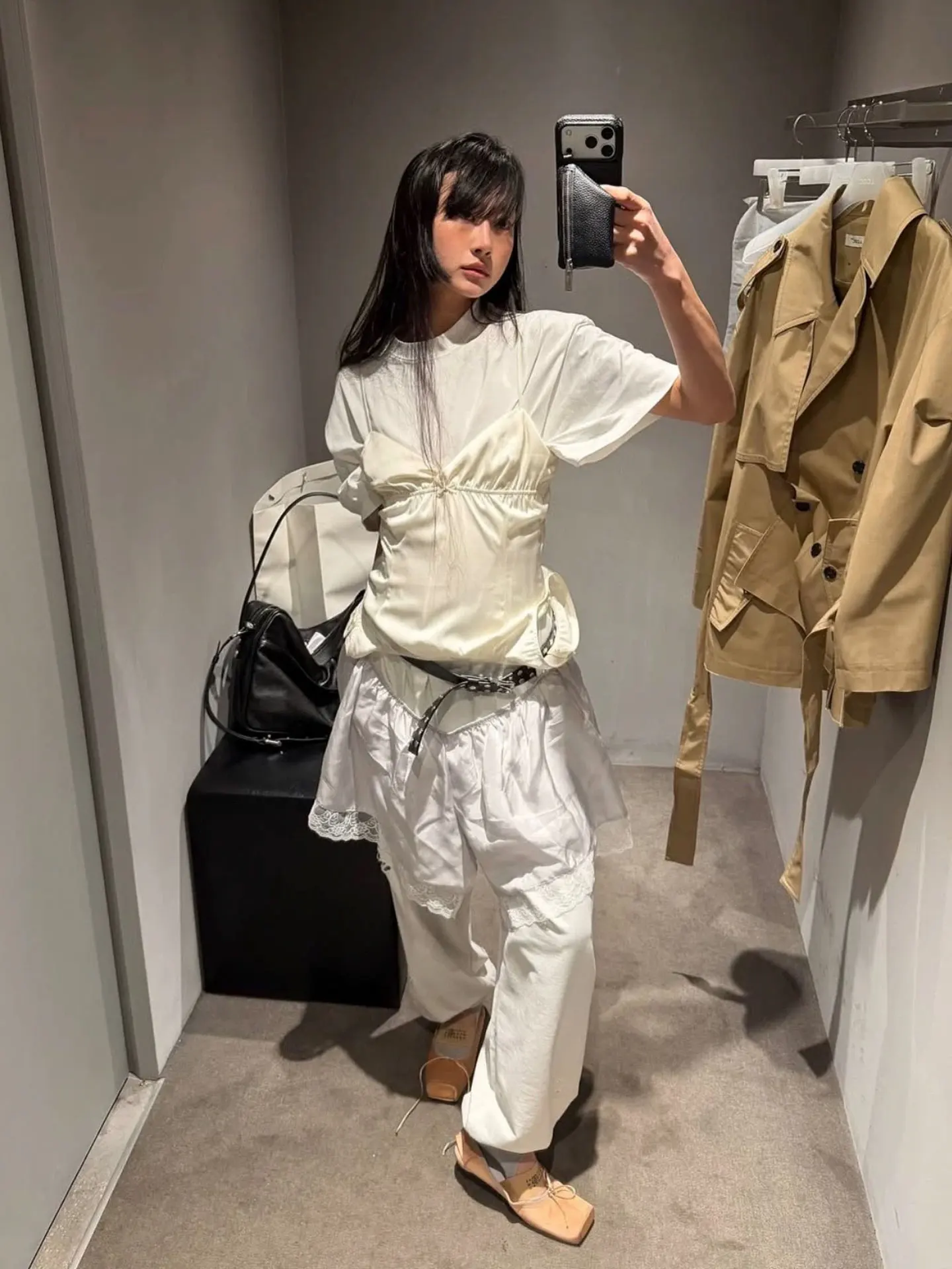 Nok Xiaola Authentic  Brand LCC Pearl Button Strap Top Women's Casual Wear Polyester Fiber Zipper Closure  Color