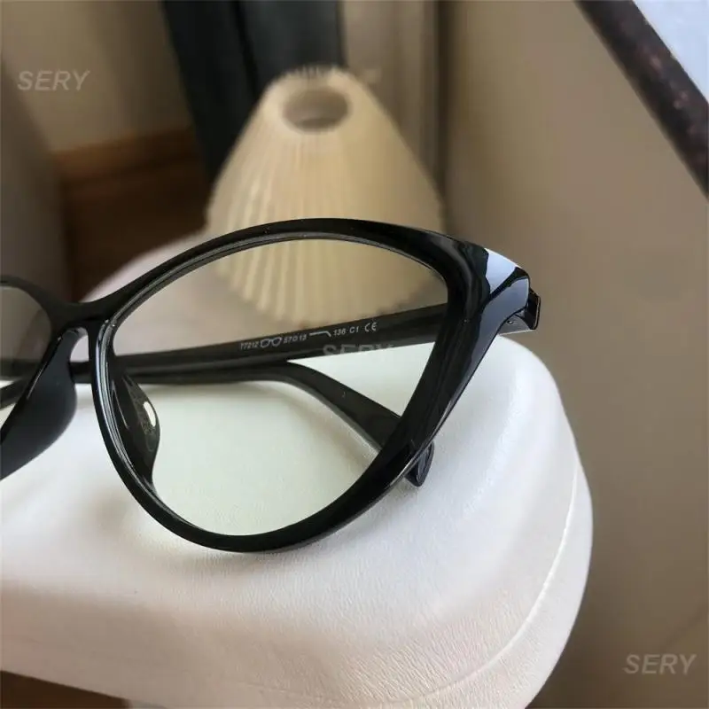 Gafas con montura poligonal para hombre, lentes lisas de estilo coreano, a la moda, Retro, con luz azul, para Miopía