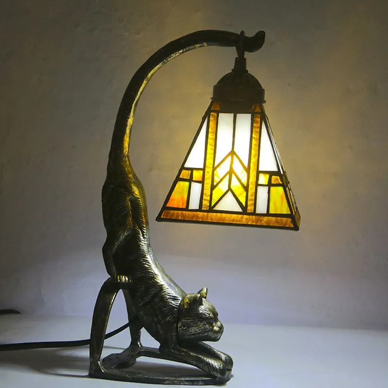 TEMAR Tiffany szklana lampa stołowa LED w stylu Vintage kreatywna nowość dekoracja lampka na biurko dla kota do domu sypialni przy łóżku