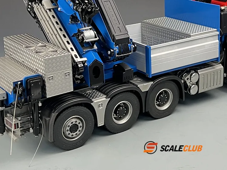 Scaleclub Modell 1/14 Nach dem Doppelachsen-Schlammbrett kann der Werkzeugkasten geöffnet werden – Detail 3