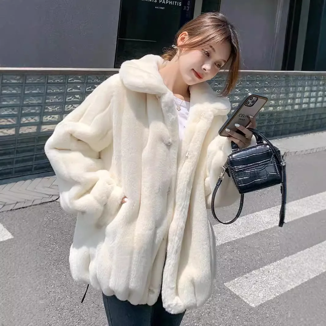 NUOVOFaux Cappotto di Pelliccia di Coniglio Y2k Giubbotti Cappotto da Donna Gira Imbottiture Colletto Manica Lunga Monopetto Spessore Allentato Autunno Inverno 2026