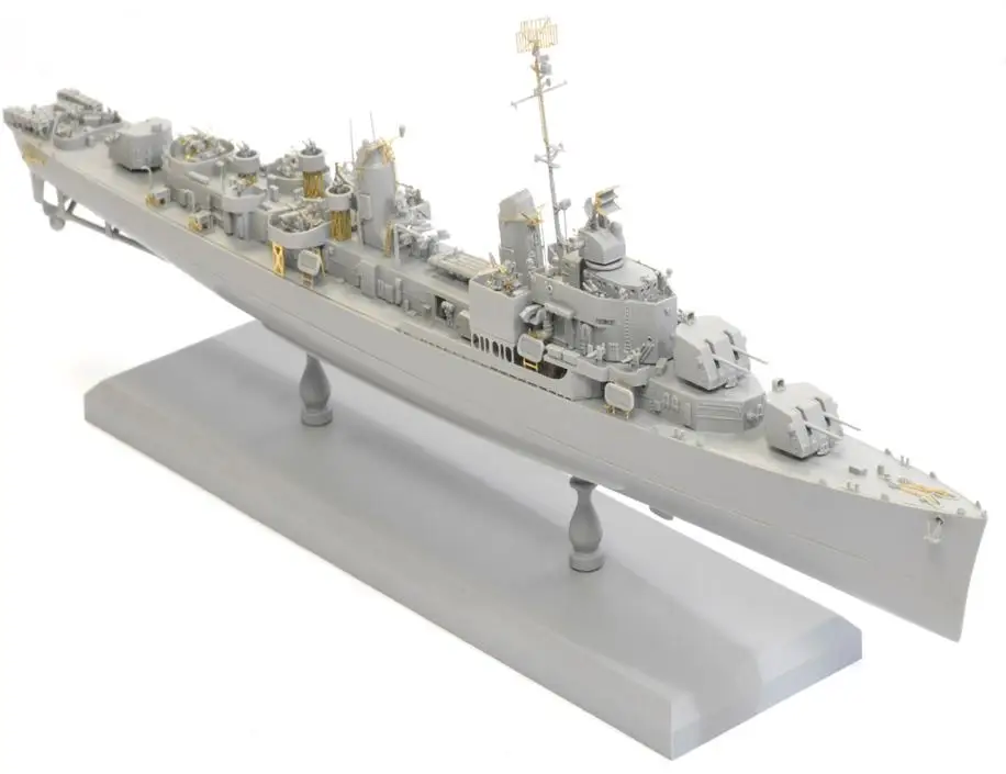 DRAGON 1029 1/350 US Navy DD-710 Kirin Class Destroyer 1945  Precision Edition