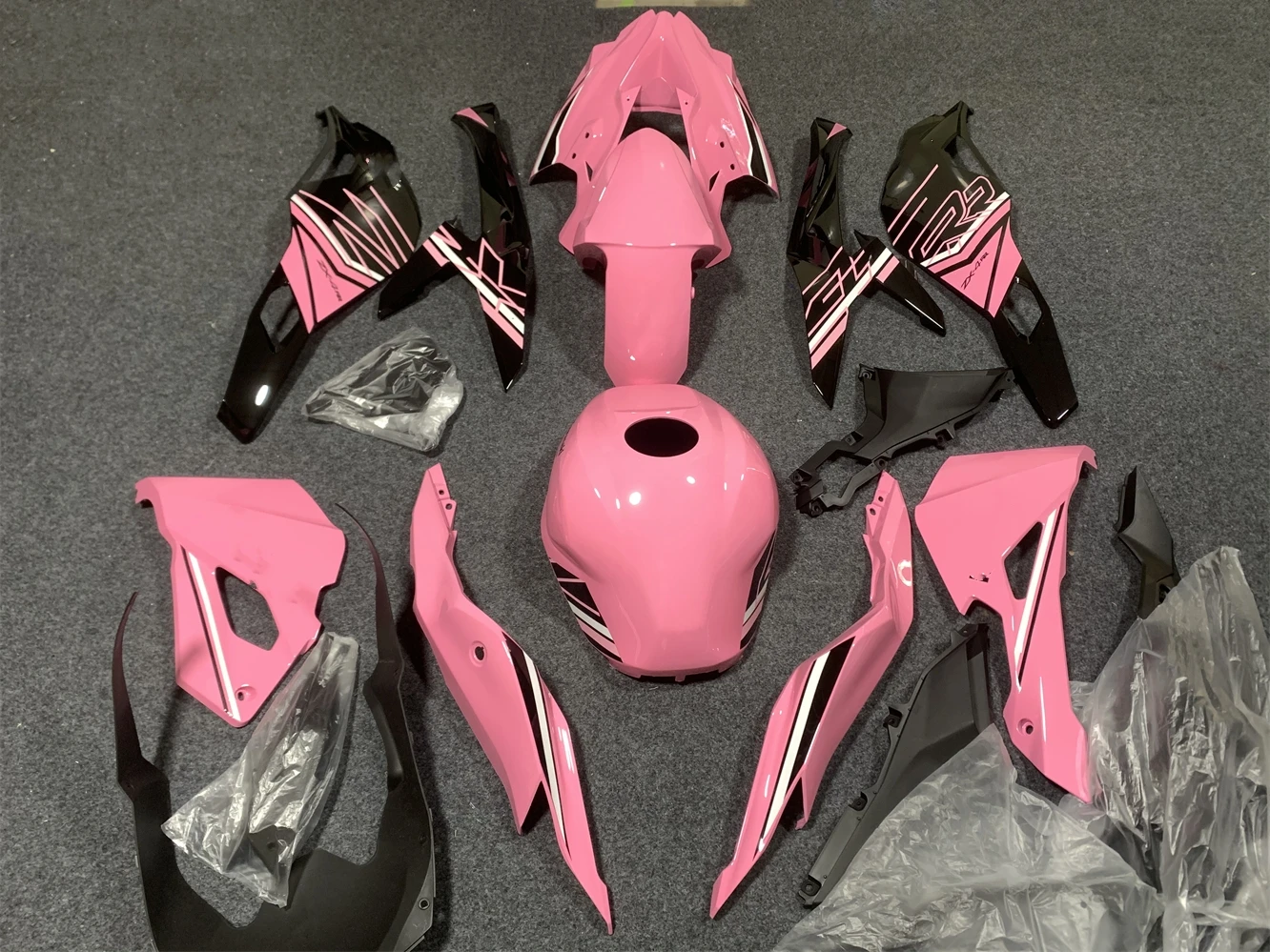 Motorcycle Fairing Kit fits ZX-25R 19 2021 22 23 24 year ZX-4R 4RR 2019 2020 2021 2022 2023 2024 Fairing Pink Black motorcycle