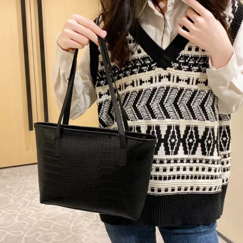 Brand Women Luxury Shoulder Bag PU Embroidery Tote Bag Fashionalbe Clutch Bag Simple Female Commuter Handbag For Office Travel