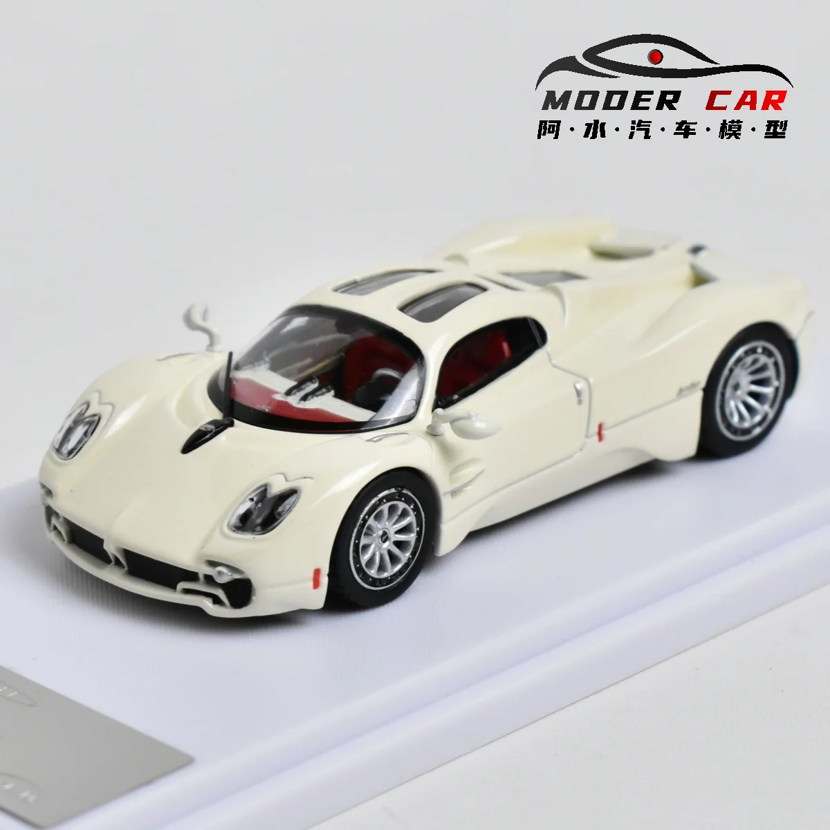 XF Model 1:64 Pagani  Utopia Diecast Model Car