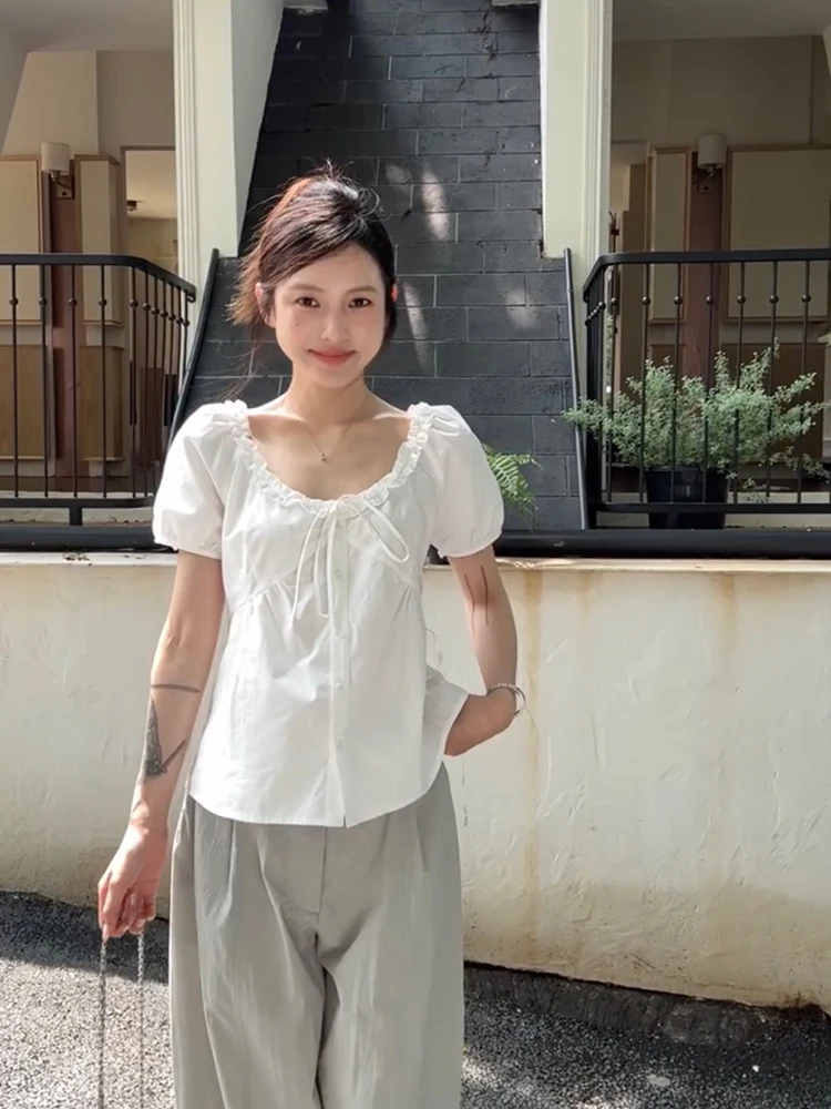 

Loose Fit White ort Sve irt for Women Summer Faion Design Sense Bow Tie Baby Doll Top Korean Sle round Ne irt